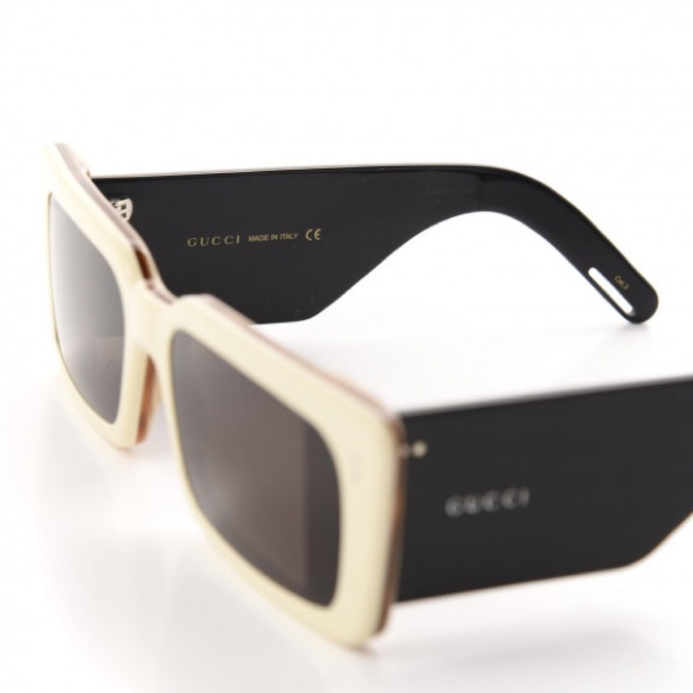 Authentic- New GUCCI Acetate Rectangular Flap GG0543S Sunglasses White Black - Picture 9 of 17